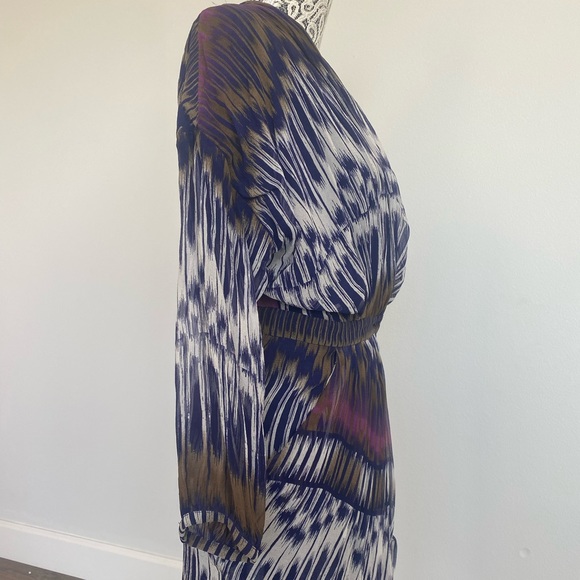 Wrap mini dress with buttoned waste; long sleeve with cinched wrist - Picture 2 of 3